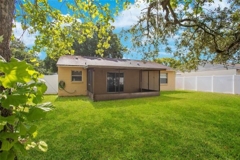 Casa en venta en Tampa, Florida, 2 dormitorios, 91.97 m2 № 1213174 - foto 2