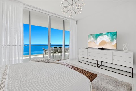 Condominio en venta en Sunny Isles Beach, Florida, 3 dormitorios, 288.93 m2 № 1030859 - foto 30