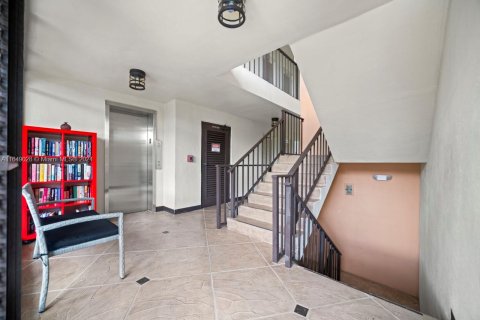 Copropriété à louer à South Palm Beach, Floride: 2 chambres, 104.14 m2 № 1353799 - photo 3