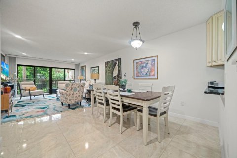 Condominio en alquiler en South Palm Beach, Florida, 2 dormitorios, 104.14 m2 № 1353799 - foto 8