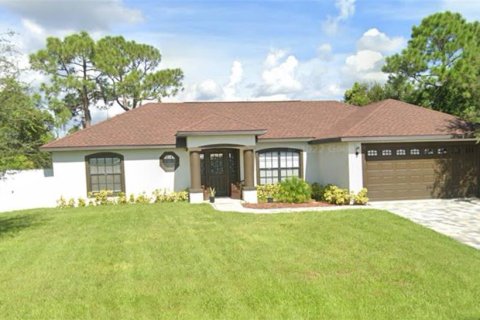 House in Sebring, Florida 3 bedrooms, 114.55 sq.m. № 1077314 - photo 1