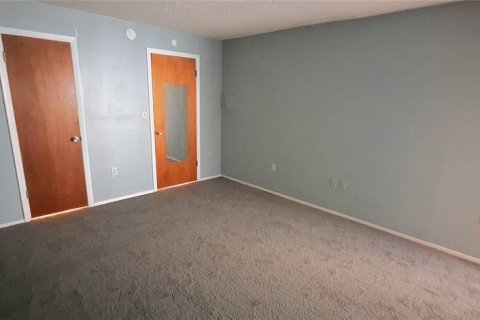 Copropriété à vendre à Pinellas Park, Floride: 1 chambre, 85.47 m2 № 1357781 - photo 12