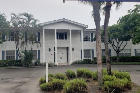 Condo in Fort Lauderdale, Florida, 1 bedroom  № 1271043 - photo 18