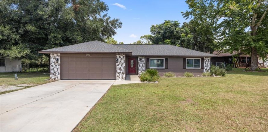 House in Ocala, Florida 3 bedrooms, 144.56 sq.m. № 1337664