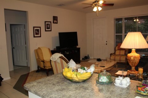 Condominio en venta en Palm Springs, Florida, 3 dormitorios, 117.71 m2 № 1160015 - foto 1