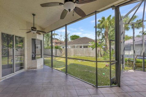 Villa ou maison à vendre à Lauderhill, Floride: 4 chambres, 269.97 m2 № 1067682 - photo 14