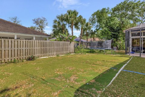 Villa ou maison à vendre à Lauderhill, Floride: 4 chambres, 269.97 m2 № 1067682 - photo 13