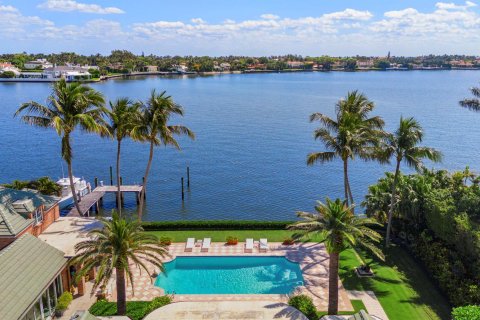 Villa ou maison à vendre à Palm Beach, Floride: 7 chambres, 584.91 m2 № 1068164 - photo 17