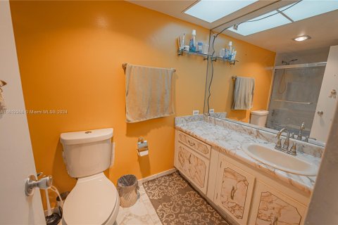 Copropriété à vendre à Sunny Isles Beach, Floride: 2 chambres, 170.01 m2 № 1240477 - photo 11