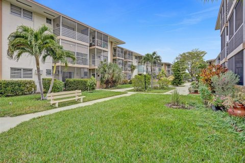 Copropriété à vendre à North Miami Beach, Floride: 1 chambre, 82.03 m2 № 1240481 - photo 24