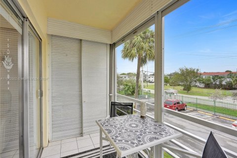 Copropriété à vendre à North Miami Beach, Floride: 1 chambre, 82.03 m2 № 1240481 - photo 22