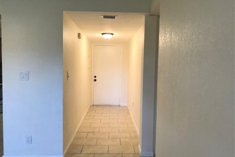 Copropriété à vendre à Coral Springs, Floride: 2 chambres, 84.17 m2 № 1047634 - photo 6