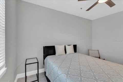 Condo in Tampa, Florida, 1 bedroom  № 1371561 - photo 21