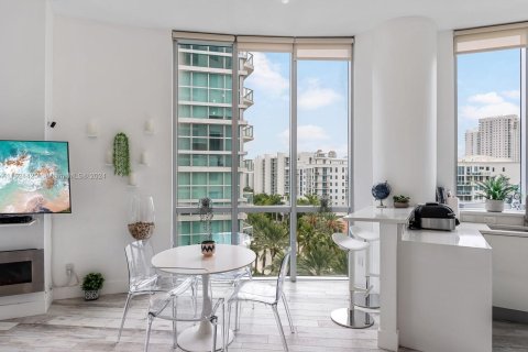 Copropriété à vendre à Aventura, Floride: 3 chambres, 128.02 m2 № 1271049 - photo 10