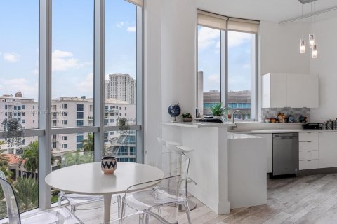 Condo in Aventura, Florida, 3 bedrooms  № 1271049 - photo 8