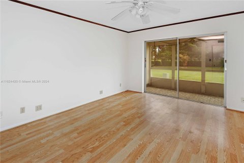 Copropriété à vendre à Hollywood, Floride: 2 chambres, 92.16 m2 № 1271047 - photo 19