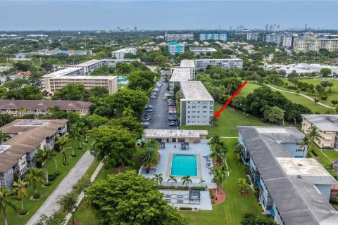 Copropriété à vendre à Hollywood, Floride: 2 chambres, 92.16 m2 № 1271047 - photo 27