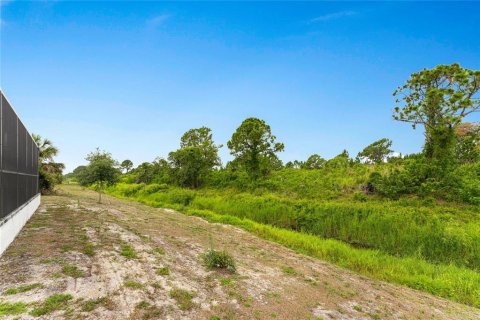 Villa ou maison à vendre à North Port, Floride: 3 chambres, 136.19 m2 № 1302689 - photo 18