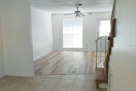 Copropriété à vendre à Tampa, Floride: 2 chambres, 111.48 m2 № 1244335 - photo 5