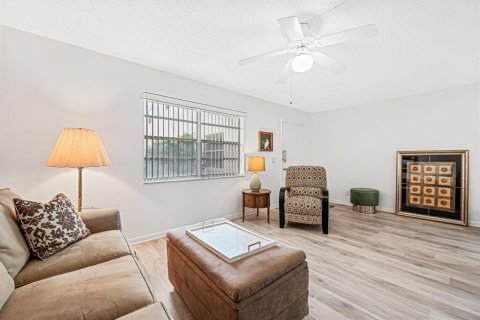Condominio en venta en Delray Beach, Florida, 1 dormitorio, 70.61 m2 № 1056959 - foto 17