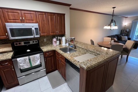 Condo in Pompano Beach, Florida, 2 bedrooms  № 1065885 - photo 25