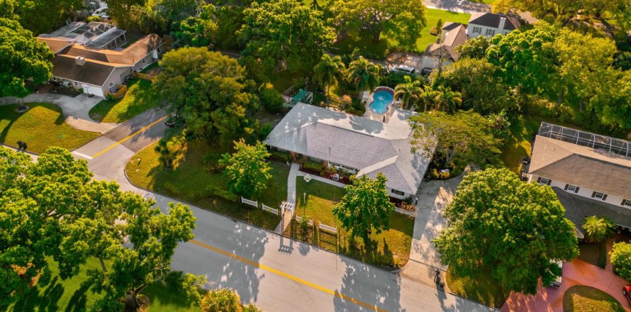 Villa ou maison à Vero Beach, Floride 4 chambres, 287.07 m2 № 1065819