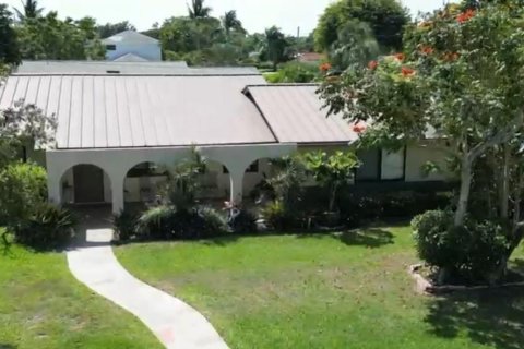 House in Delray Beach, Florida 3 bedrooms, 131.55 sq.m. № 1171364 - photo 16