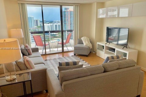 Condominio en venta en Aventura, Florida, 2 dormitorios, 109.72 m2 № 1401548 - foto 5