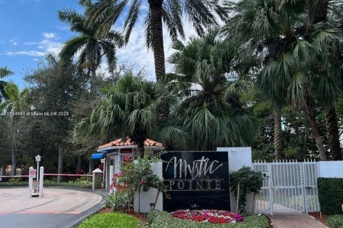 Copropriété à vendre à Aventura, Floride: 2 chambres, 109.72 m2 № 1401548 - photo 13