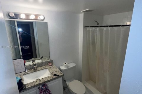 Condo in Sunrise, Florida, 3 bedrooms  № 1209980 - photo 30