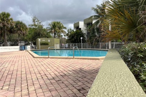 Copropriété à vendre à Sunrise, Floride: 3 chambres, 116.31 m2 № 1209980 - photo 9