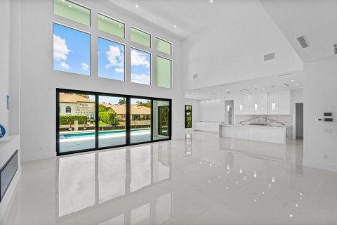 House in Fort Lauderdale, Florida 5 bedrooms, 555 sq.m. № 1072695 - photo 9