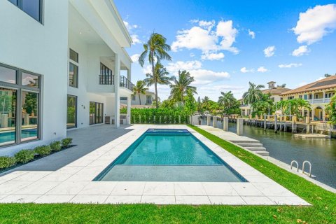 House in Fort Lauderdale, Florida 5 bedrooms, 555 sq.m. № 1072695 - photo 8