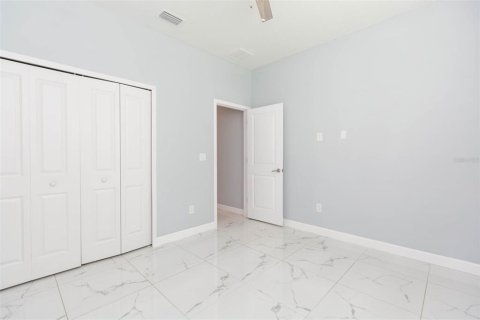 Villa ou maison à vendre à Tampa, Floride: 3 chambres, 131.46 m2 № 1378416 - photo 25