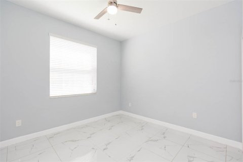 House in Tampa, Florida 3 bedrooms, 131.46 sq.m. № 1378416 - photo 23