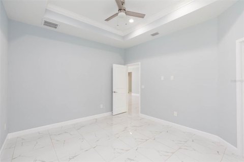 Villa ou maison à vendre à Tampa, Floride: 3 chambres, 131.46 m2 № 1378416 - photo 18