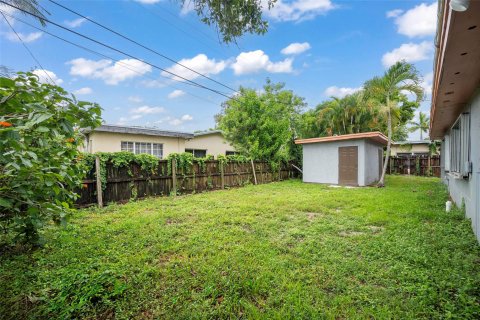 Villa ou maison à vendre à Lauderhill, Floride: 4 chambres, 189.43 m2 № 1228815 - photo 3