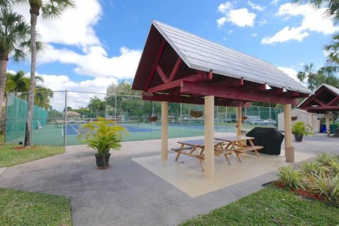 Copropriété à vendre à Lauderhill, Floride: 2 chambres, 130.71 m2 № 1228816 - photo 8