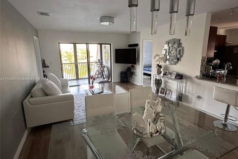 Condominio en venta en Sunrise, Florida, 2 dormitorios, 85.93 m2 № 1075350 - foto 3