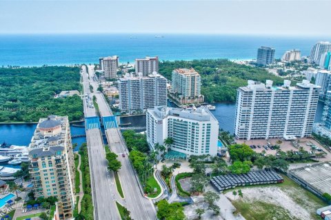 Copropriété à vendre à Fort Lauderdale, Floride: 1 chambre, 50.91 m2 № 1329326 - photo 1