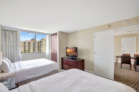 Condo in Fort Lauderdale, Florida, 1 bedroom  № 1329326 - photo 23