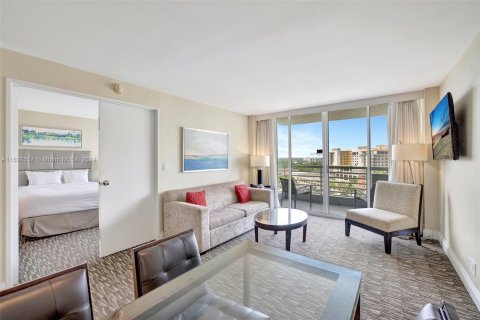 Condo in Fort Lauderdale, Florida, 1 bedroom  № 1329326 - photo 16