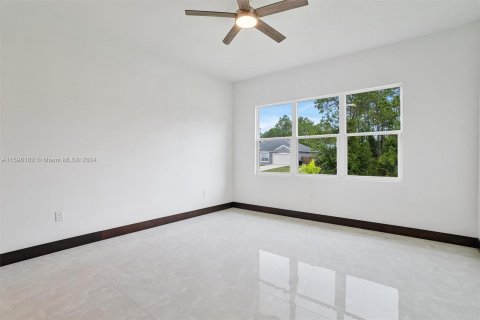 House in Palm Bay, Florida 4 bedrooms № 1331648 - photo 13