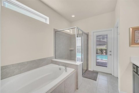 Villa ou maison à vendre à Kissimmee, Floride: 7 chambres, 307.88 m2 № 1307367 - photo 20