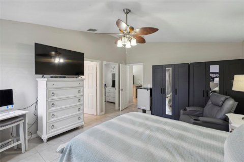 Villa ou maison à vendre à Kissimmee, Floride: 3 chambres, 128.48 m2 № 1307289 - photo 14