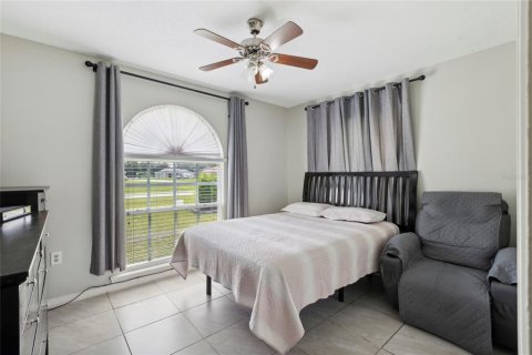 Villa ou maison à vendre à Kissimmee, Floride: 3 chambres, 128.48 m2 № 1307289 - photo 20