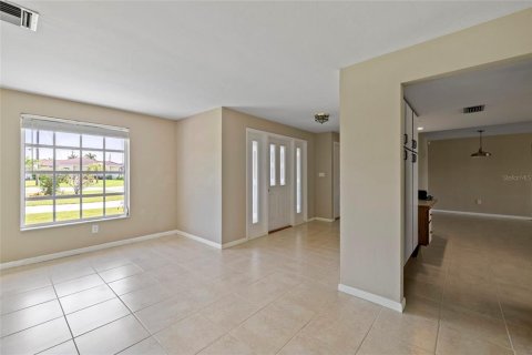 Villa ou maison à vendre à Punta Gorda, Floride: 3 chambres, 189.99 m2 № 1302194 - photo 15