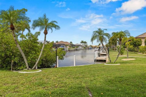 Villa ou maison à vendre à Punta Gorda, Floride: 3 chambres, 189.99 m2 № 1302194 - photo 9