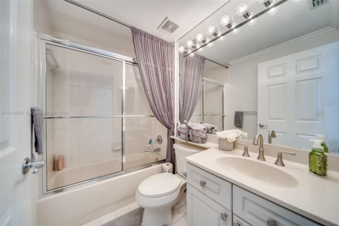 Condominio en venta en Hollywood, Florida, 3 dormitorios, 205.5 m2 № 1050942 - foto 19