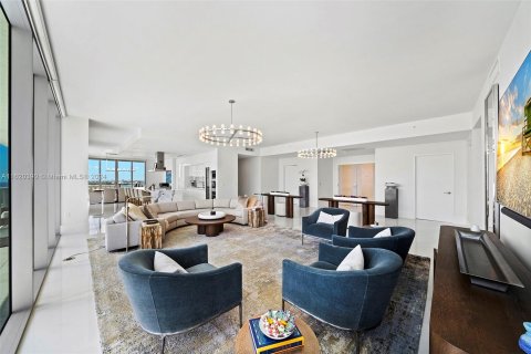 Copropriété à vendre à Sunny Isles Beach, Floride: 4 chambres, 360.18 m2 № 1241364 - photo 18